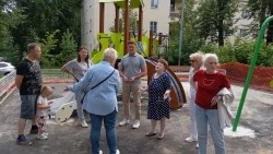 Благоустройство на благо людей. Депутат помог, и жители довольны.