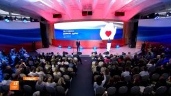 Губернатор вручил премии за добрые дела