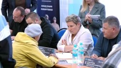 «Выездная администрация» прошла в ОДЦ «Октябрь»