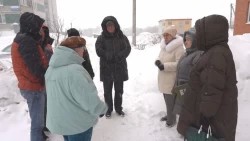 Константин Негурица проверил содержание дворовой территории у дома №45 на Ярославском шоссе