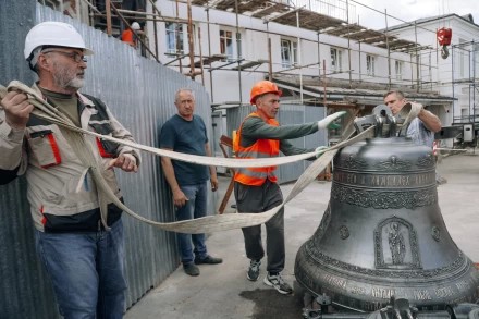 май 2026, новые колокола на церкви Петра и Павла