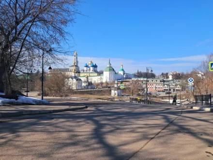 Лавра сегодня