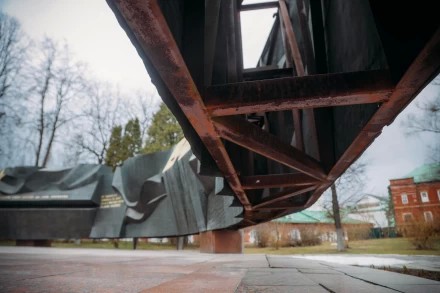 апрель 2026, у вечного огня