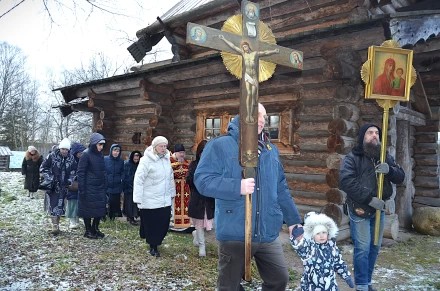 Крестный ход в честь Собора Радонежский новомучеников