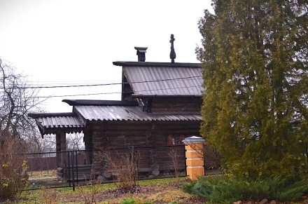 КРЕСТИЛЬНЯ ПРИ КРЕСТОВОЗДВИЖЕНСКОМ ХРАМЕ