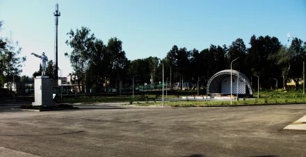 Струнино Владимирская область. Возле дома культуры.