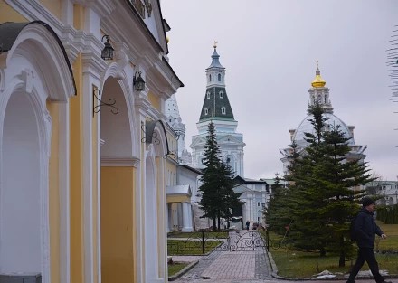 Сегодня в Лавре