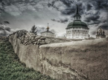 Старый город...