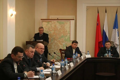 Депутаты не дали городу денег на уборку снега и грязи
