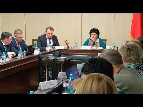 Михаил Токарев поблагодарил райсовет за работу в 2017 году