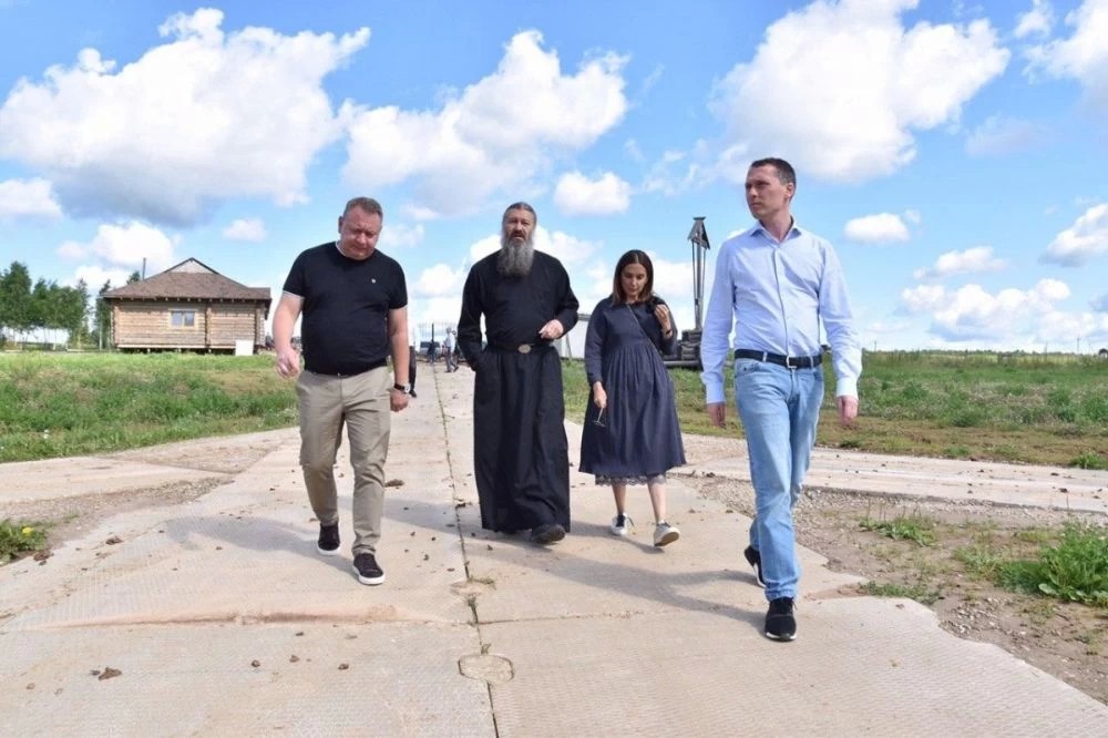 Министр благоустройства Подмосковья посетил Сергиево-Посадский округ с проверкой