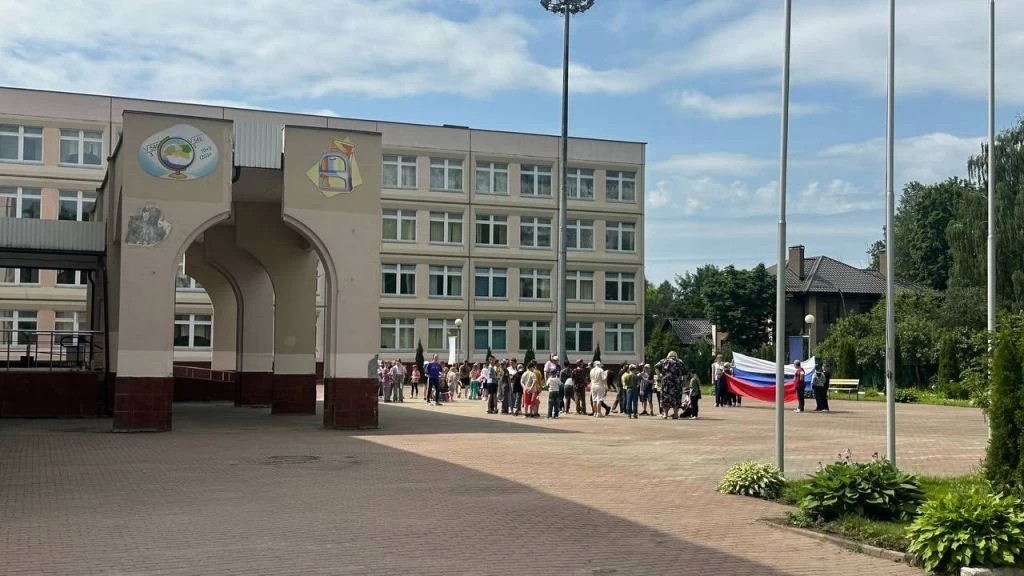 Депутаты посетили летний лагерь