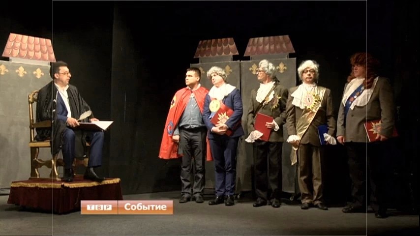 Сотрудники Электросети подготовили спектакль для представительниц прекрасного пола