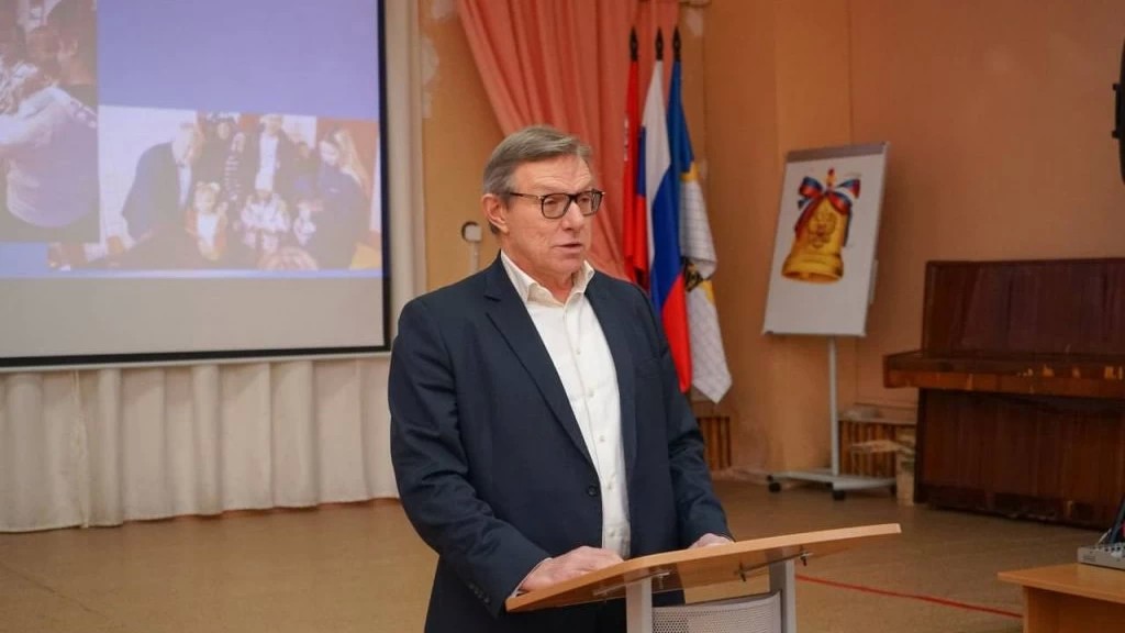 Константин Негурица. Отчёт перед избирателями, школа №21