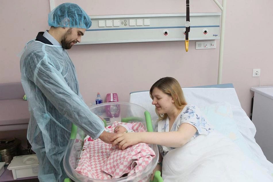 Четыре малыша родились в новом роддоме в Мишутине