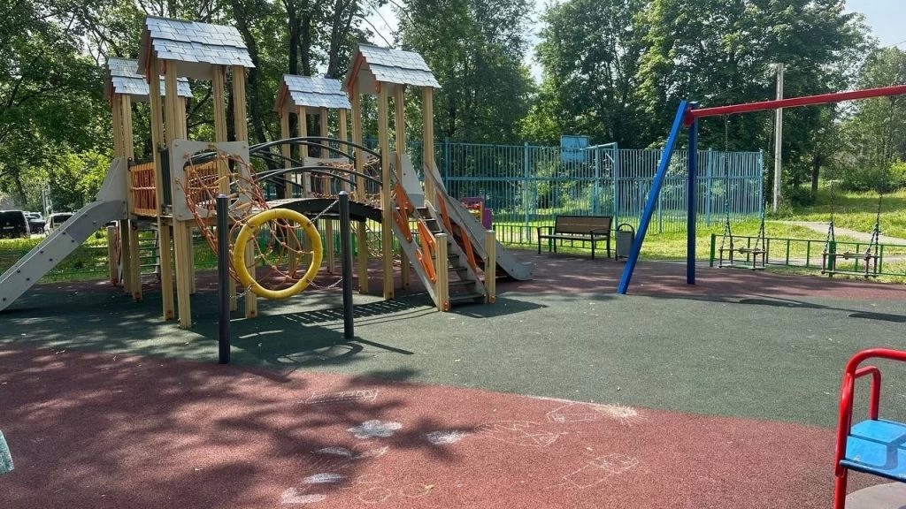 Депутатская проверка на улице Клементьевской