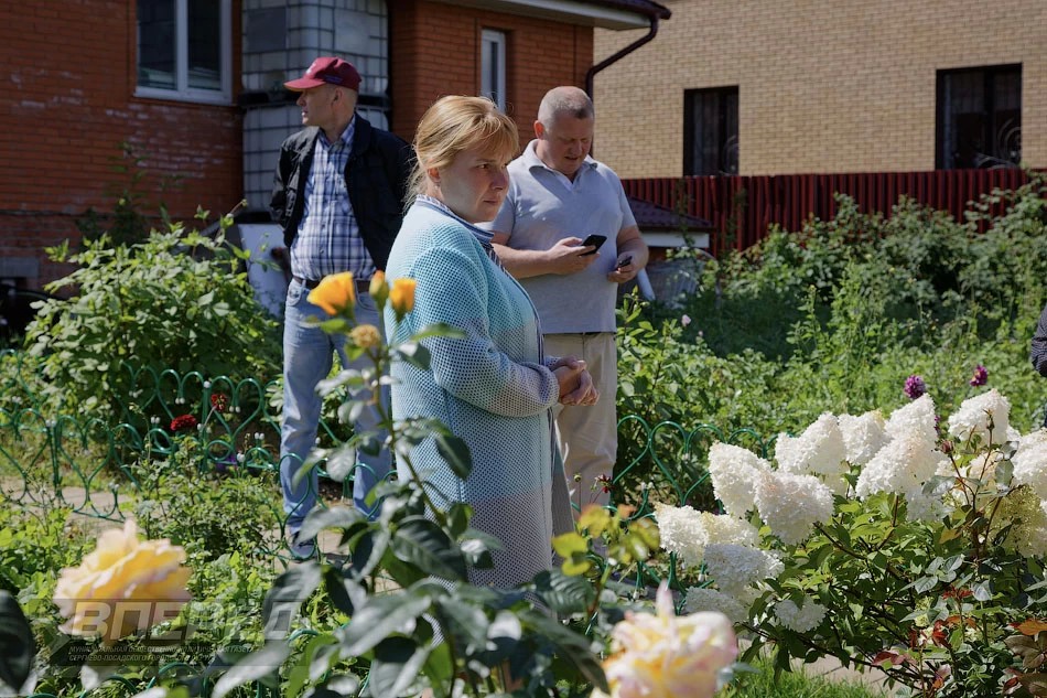 Самые красивые дворы, палисадники и балконы