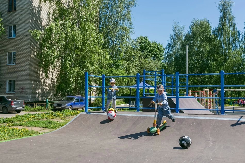 С ветерком на скейте