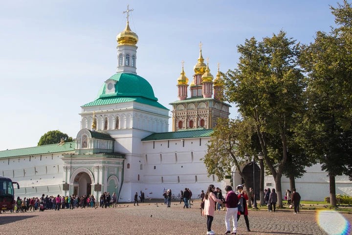 Лето в Подмосковье: что посетить, куда съездить?