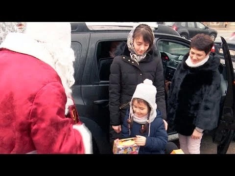 Дед Мороз на перекрёстке