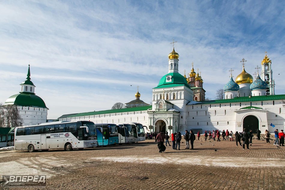 РЖД приглашает пенсионеров  в турпоездку на экспрессе в Сергиев Посад 28 марта