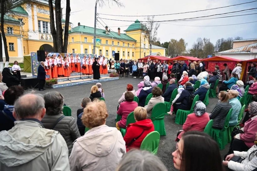 8 мая в Хотькове христианский женский день – праздник Жён-мироносиц.