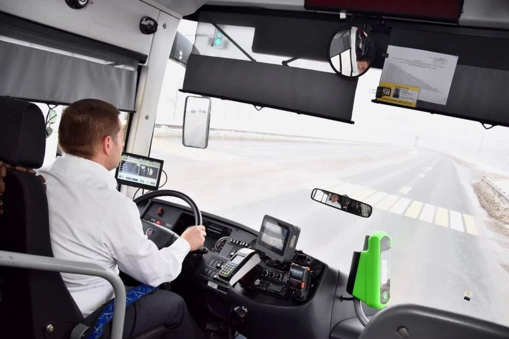 Водителям автобусов в Подмосковье поднимут зарплату в среднем на 15%