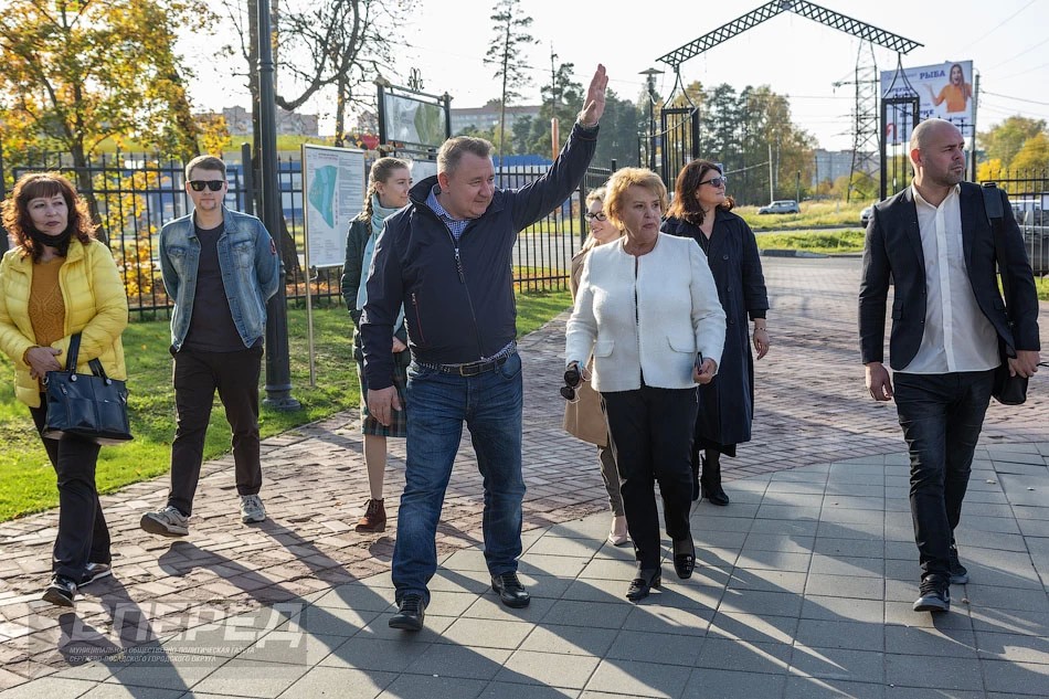 Общественники прогулялись по парку «Скитские пруды»