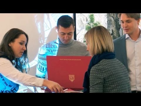 Легков и Двойных поздравили журналистов с Днём печати