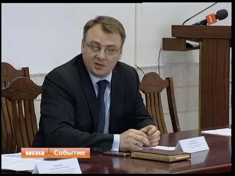 Ярмарка под окнами муниципалитета заинтересовала силовиков