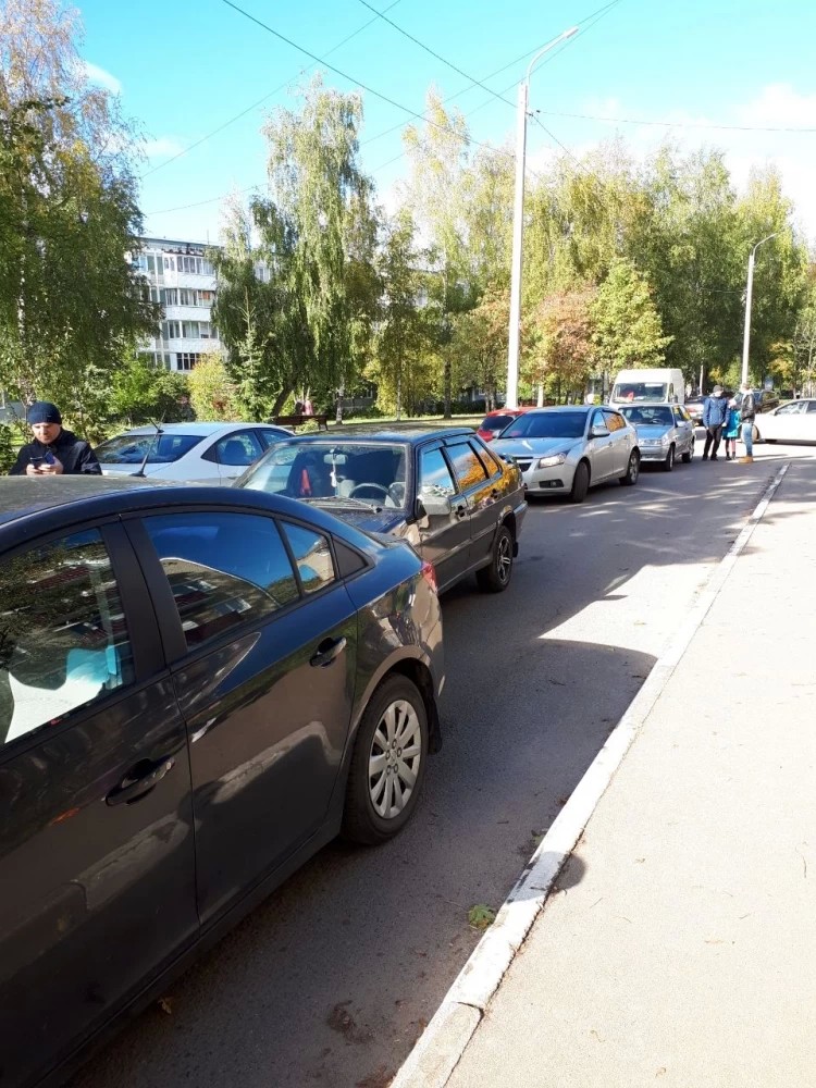 Дети оказались в ловушке