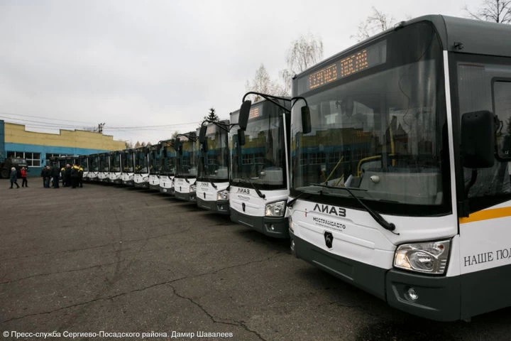 Свыше 400 новых автобусов вышли на маршруты Московской области с начала года