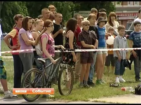 Четвёртый фестиваль имени Павла Удалова собрал на Советской площади Посада более двухсот участников