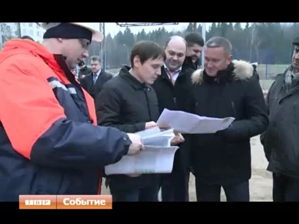 Восстановление разрушенного дома в Загорских Далях в очередной раз проконтролировало областное Правительство