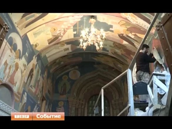 Современные фрески на древние сюжеты