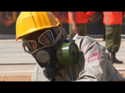 Спасатели армии, Росатома и МЧС соревнуются в «Аварийном районе»