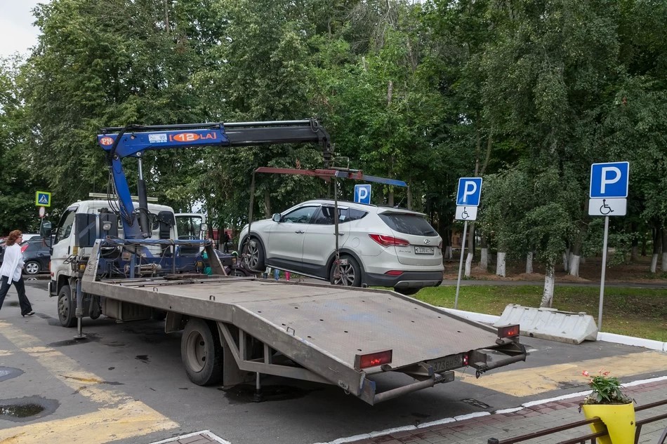 «Ассортимент-авто» против «Авангарда»