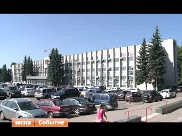 Четыре с половиной человека на место