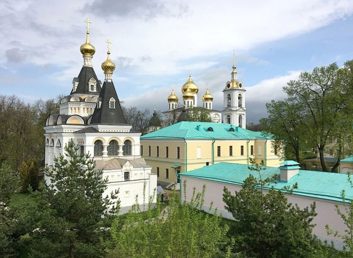 Наши соседи: где провести новогодние каникулы?