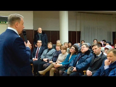 Михаил Токарев отвечает на вопросы жителей Скоропусковского
