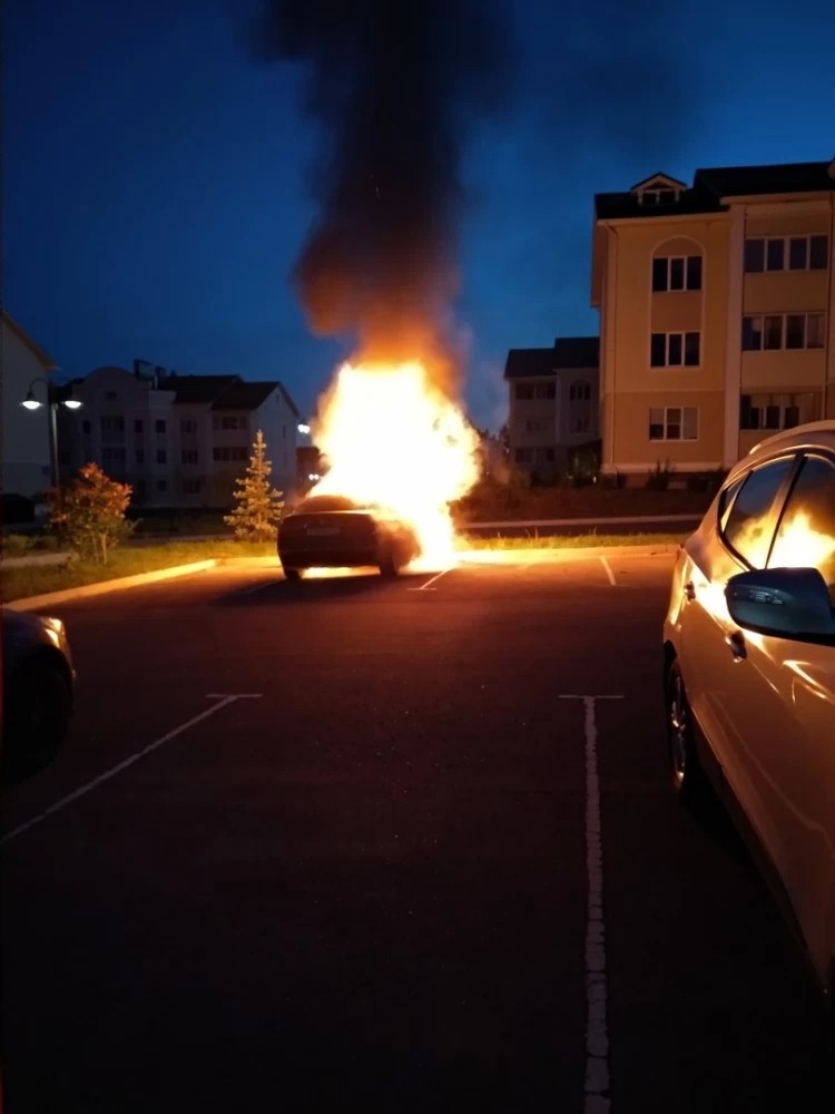 Сожгли автомобиль экс-заместителя главы