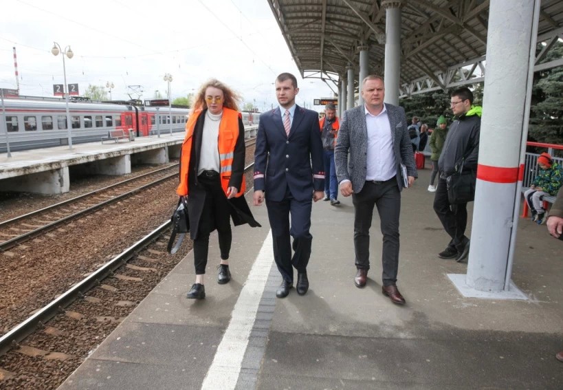 Качество железнодорожных переездов обсудили на приёме прокурора