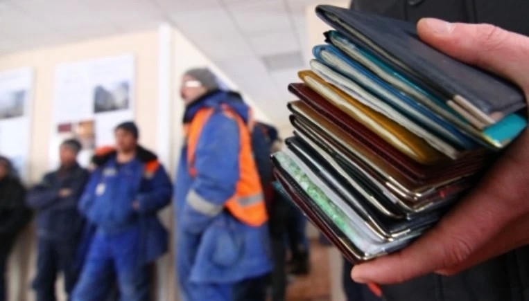 Более 40 мигрантов из Сергиева Посада депортируют после рейда «Нелегал»