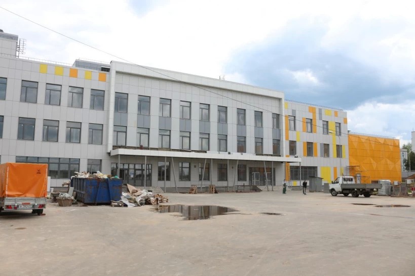 Завершается строительство новой школы на Северном-5