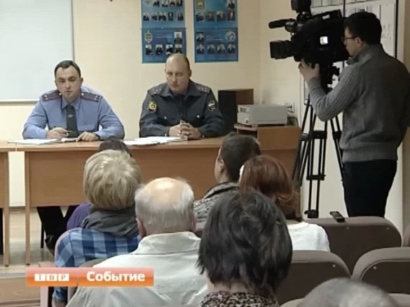 Синоптики обещают гололед, инспекторы - аварии.