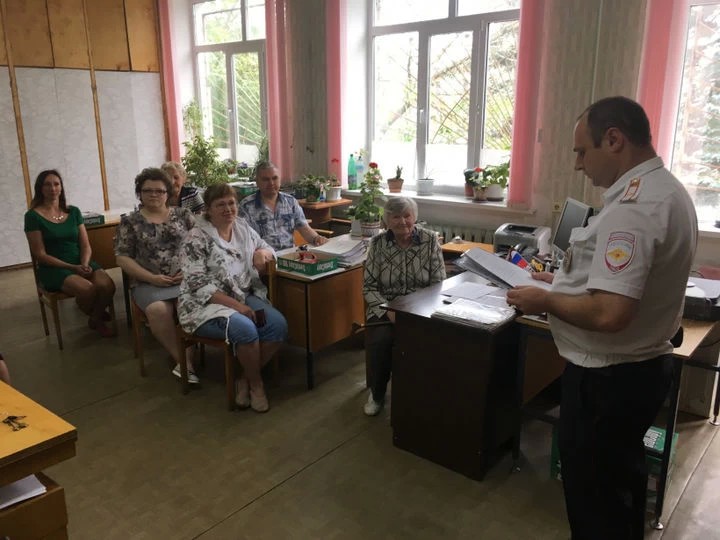 Участковые отчитались перед жителями