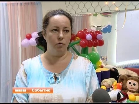 В сенсорной комнате есть всё, что можно потрогать, перебрать, передвинуть