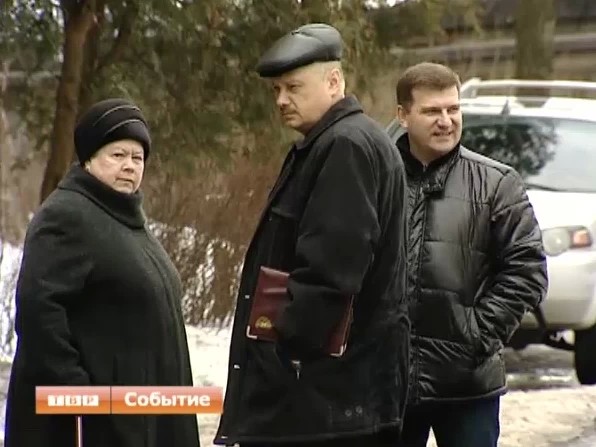 Жители улицы Птицеградской не могут добиться решения дорожного вопроса несколько лет