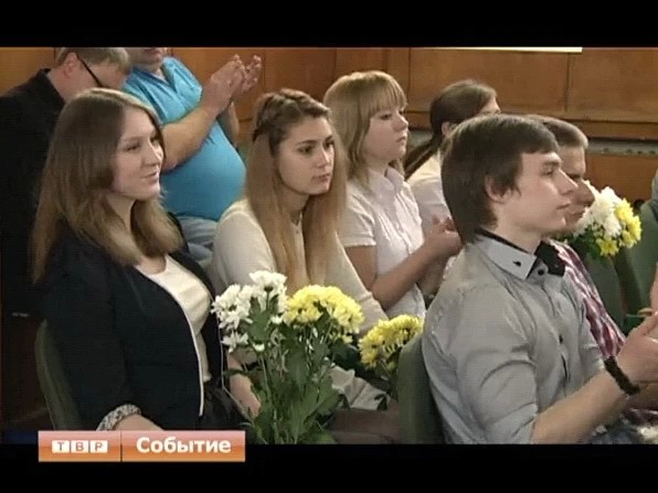Бывшее училище № 22, что на улице Кирова, отметило семьдесят пятый день рождения