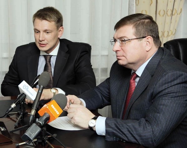 Лоббировать интересы района